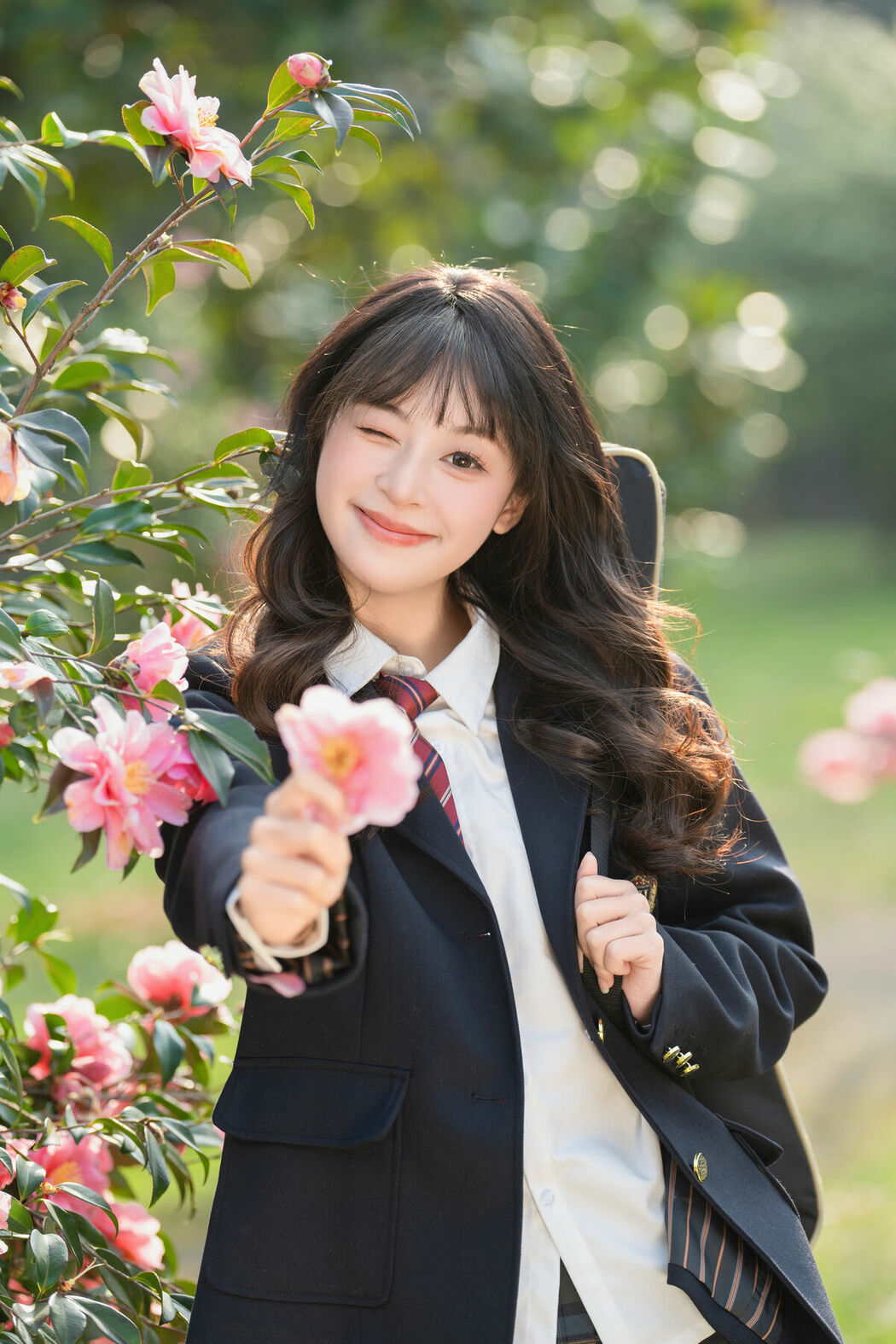 YiTuYu艺图语 Vol.8694 Xia Yu Xiao Nian (29P)