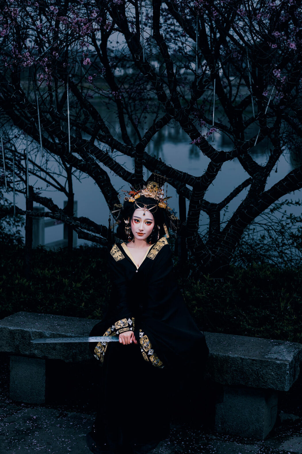 YiTuYu艺图语 Vol.8704 Xiao Hong (44P)