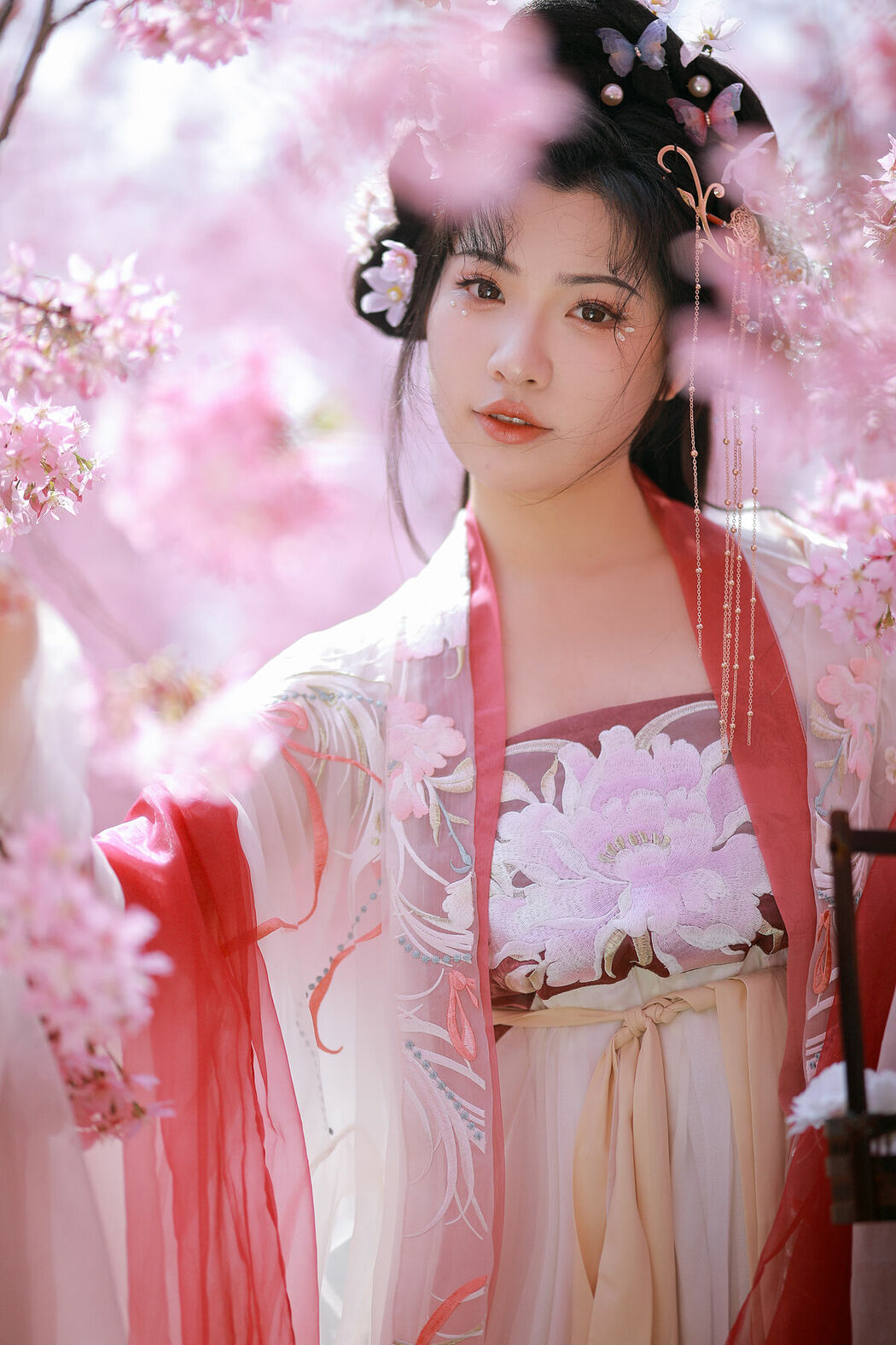 YiTuYu艺图语 Vol.8715 A Ming (16P)