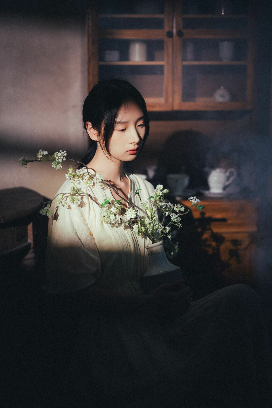 YiTuYu艺图语 Vol.8717 Fang Xiu (27P)