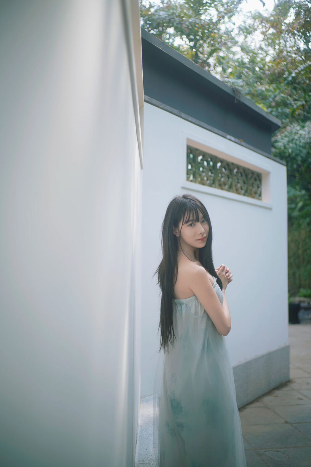 YiTuYu艺图语 Vol.8701 Xiao Yu (49P)