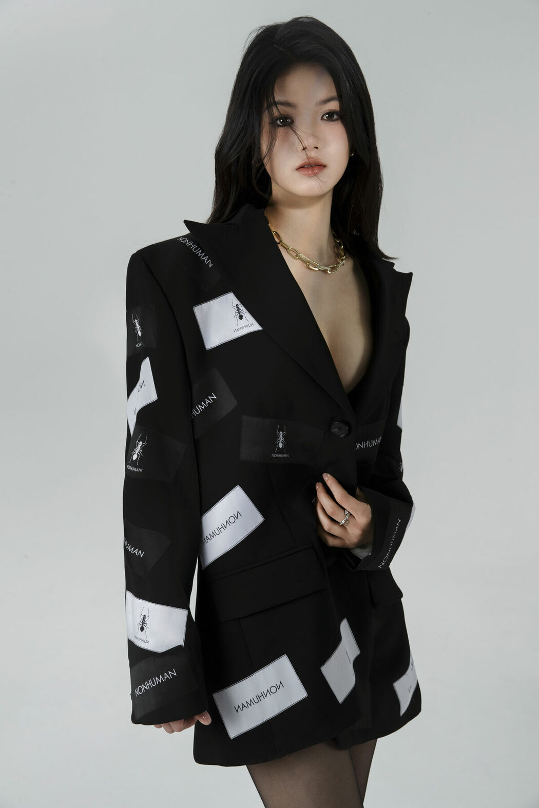 YiTuYu艺图语 Vol.8698 Jing Zi (30P)