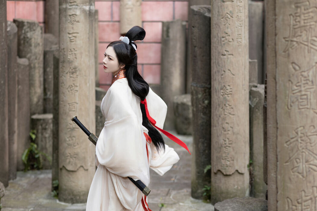 YiTuYu艺图语 Vol.8693 Yan Ru Yu (26P)