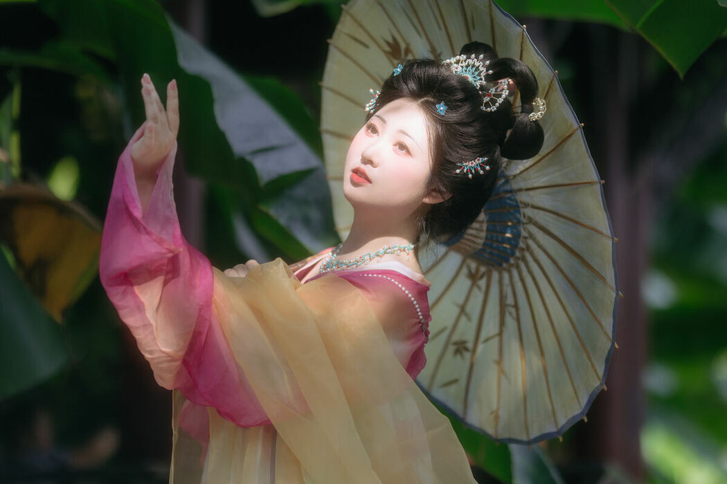 YiTuYu艺图语 Vol.8697 Zi Xiao Xun (21P)