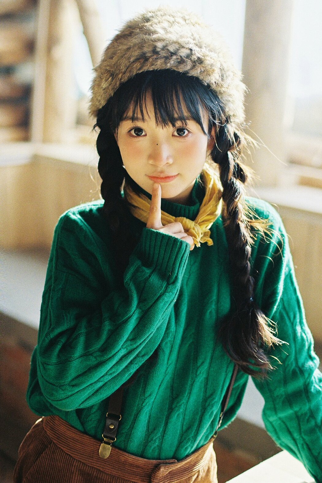 YiTuYu艺图语 Vol.8705 Hu Jiao Hu Hu (36P) Cover Photo