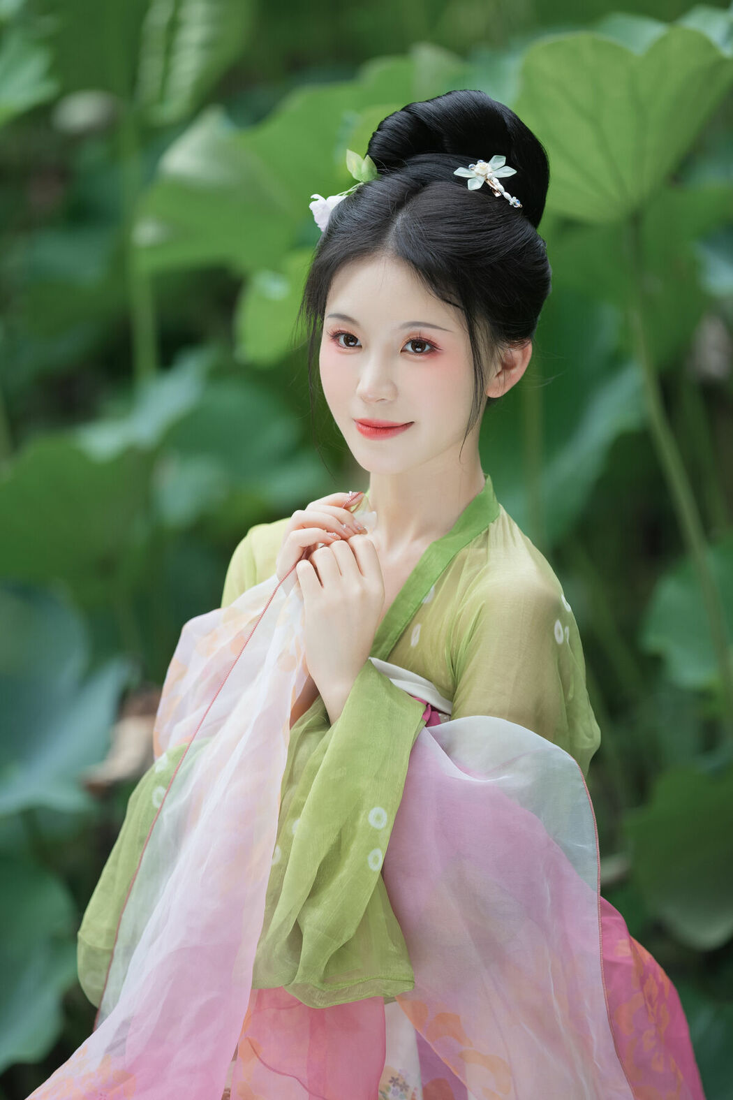 YiTuYu艺图语 Vol.8702 Xu Jin Huan (15P)