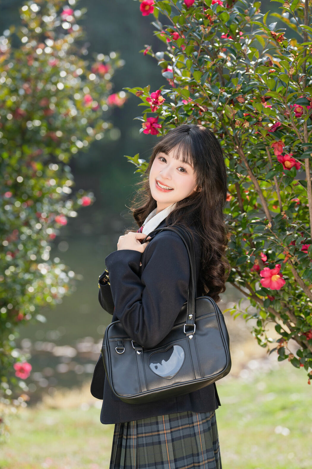 YiTuYu艺图语 Vol.8694 Xia Yu Xiao Nian (29P)