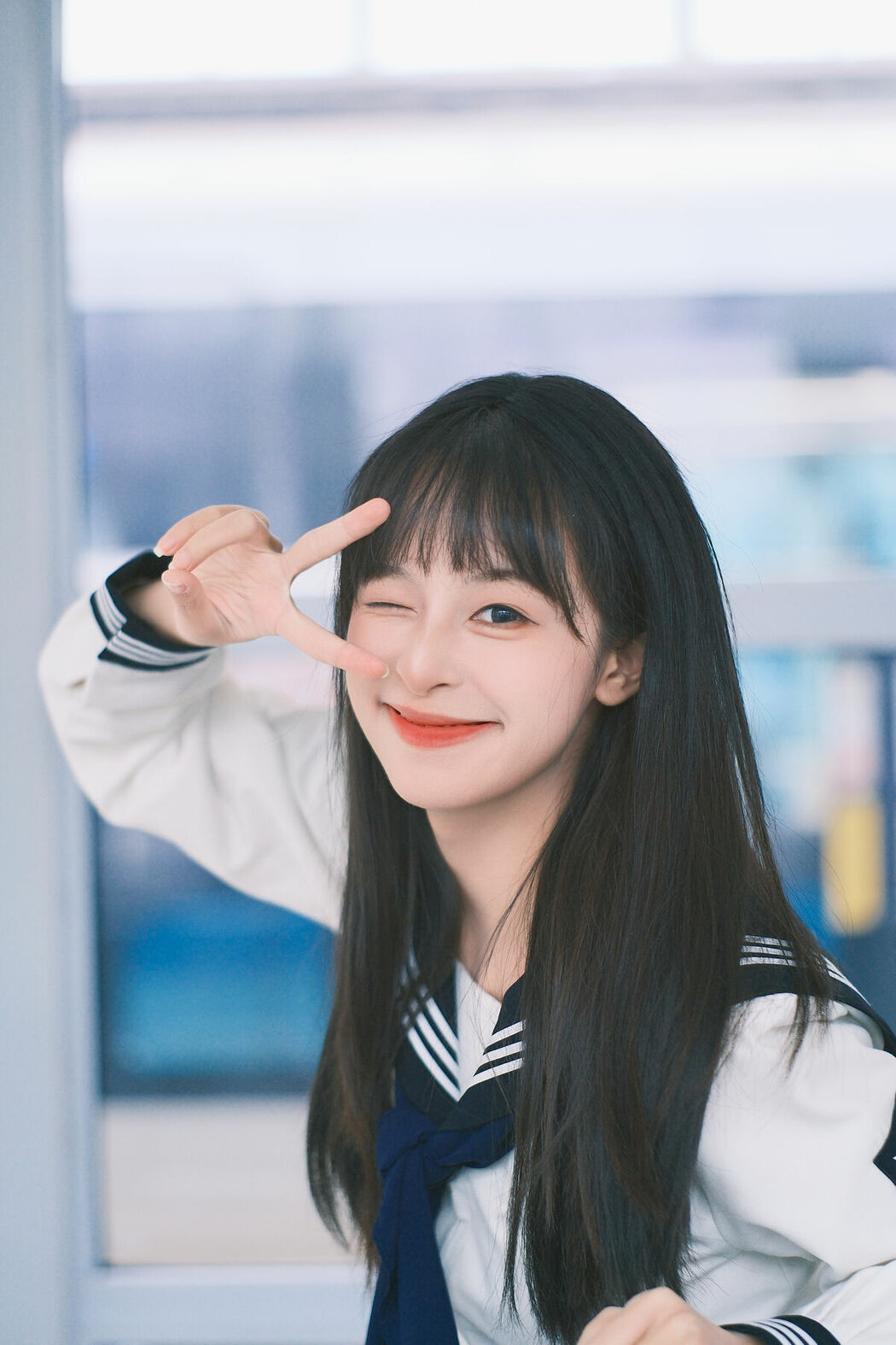 YiTuYu艺图语 Vol.8712 Xia Yu Xiao Nian (28P)