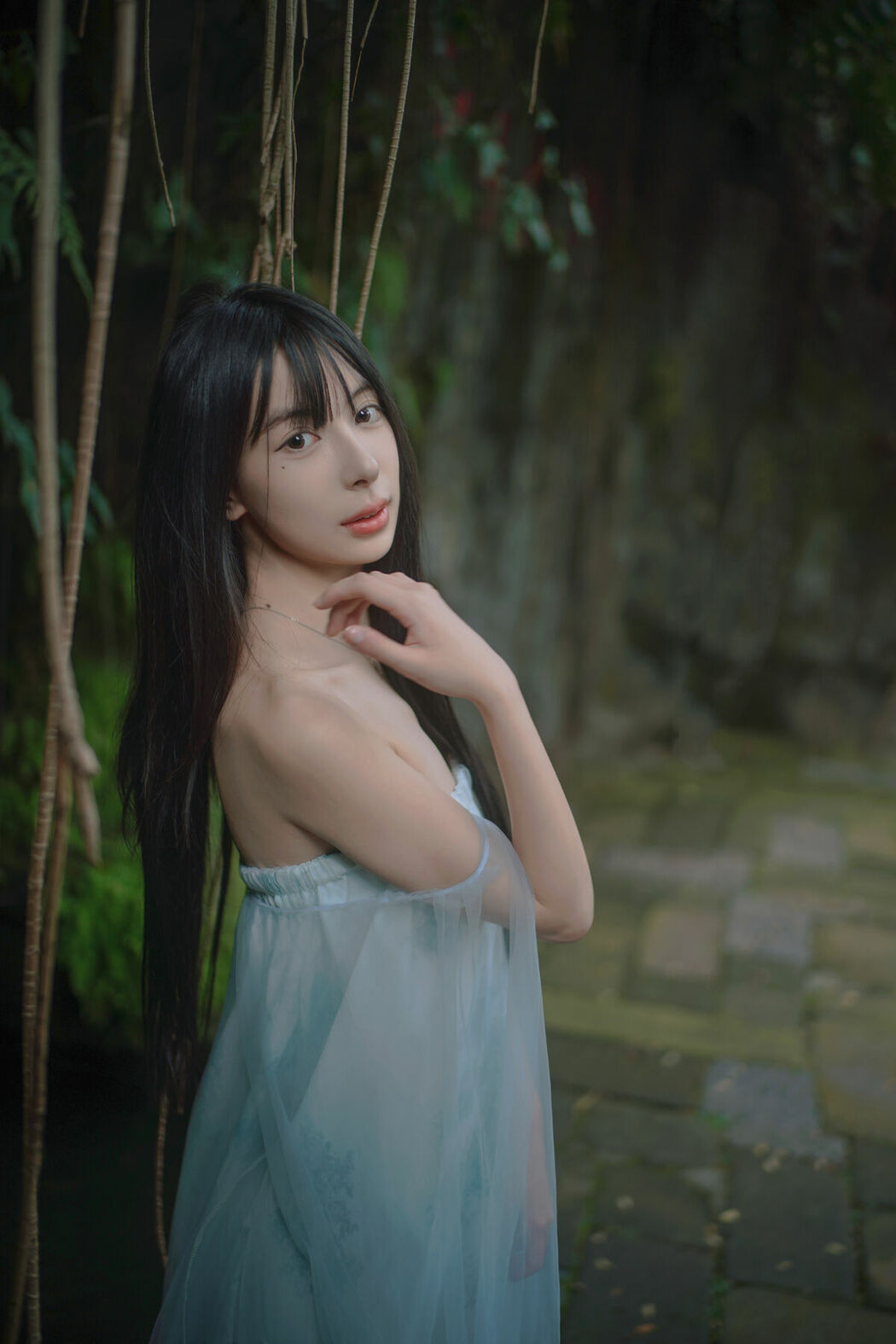 YiTuYu艺图语 Vol.8701 Xiao Yu (49P)