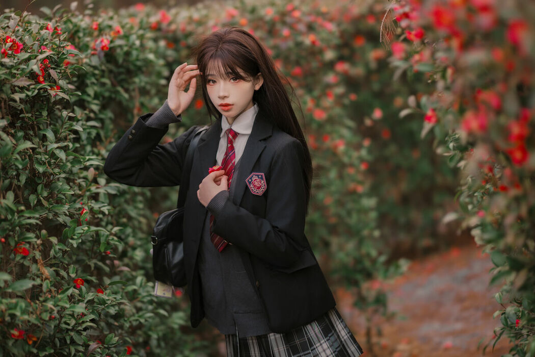 YiTuYu艺图语 Vol.8695 Xian Nu Juan (18P)