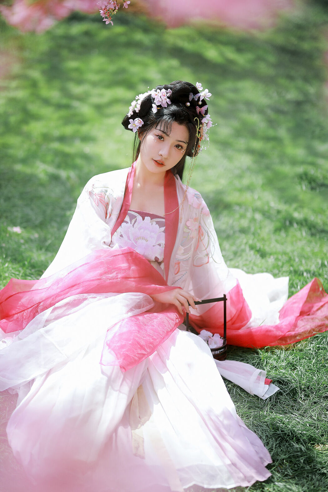 YiTuYu艺图语 Vol.8715 A Ming (16P)