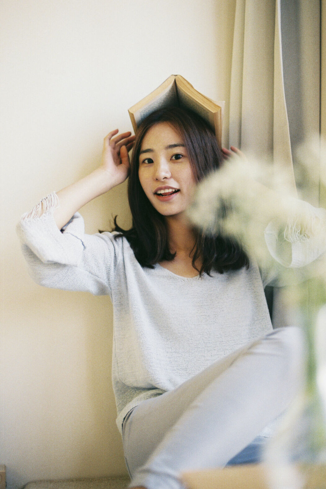 YiTuYu艺图语 Vol.8699 Xiao Jing (17P)