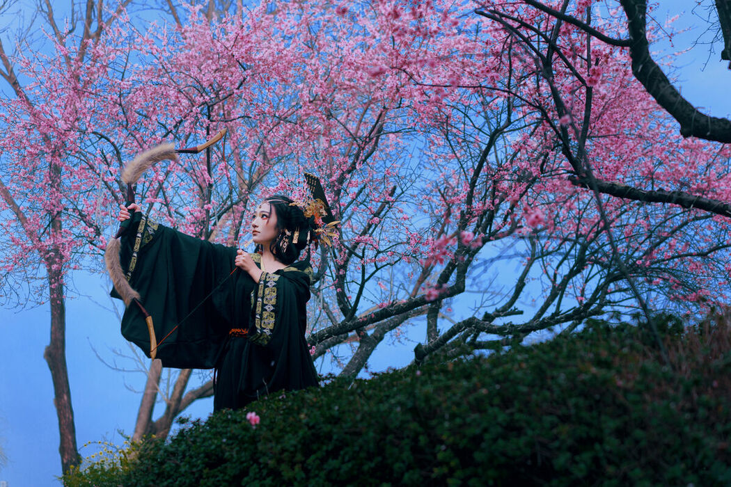 YiTuYu艺图语 Vol.8704 Xiao Hong (44P)