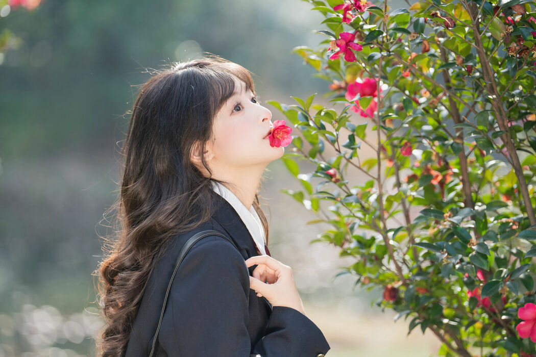 YiTuYu艺图语 Vol.8694 Xia Yu Xiao Nian (29P)