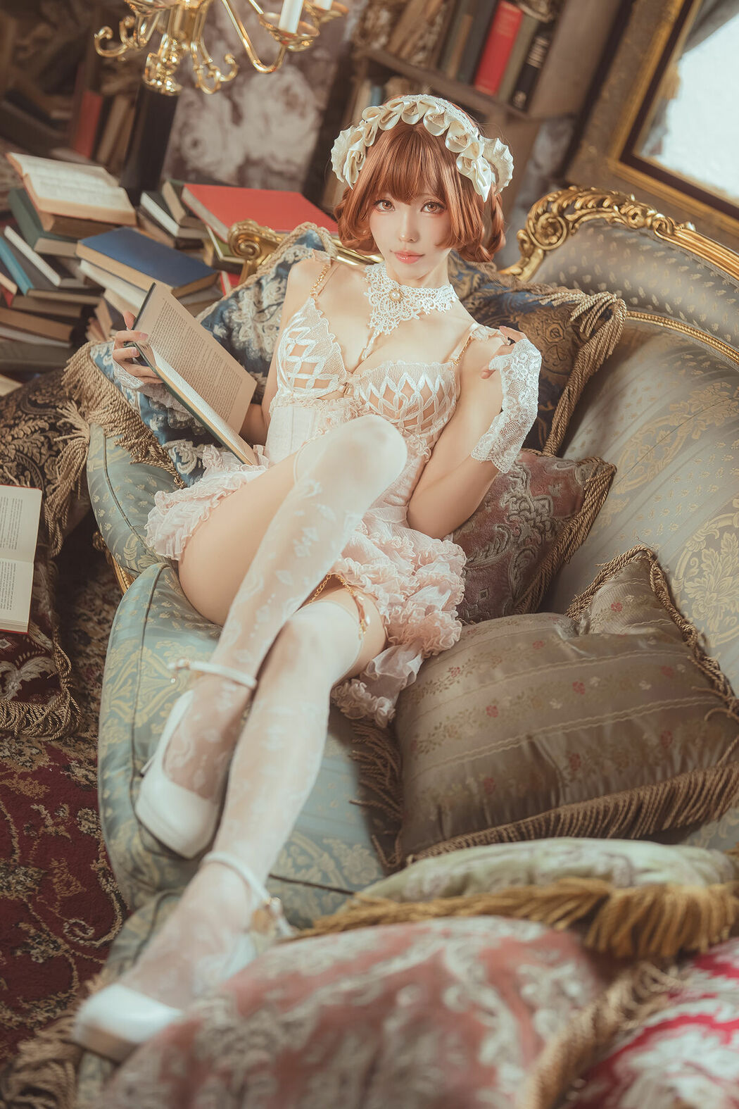 Coser@Ely_eee ElyEE子 – Book Witch 書本魔女 (34P – 4V)