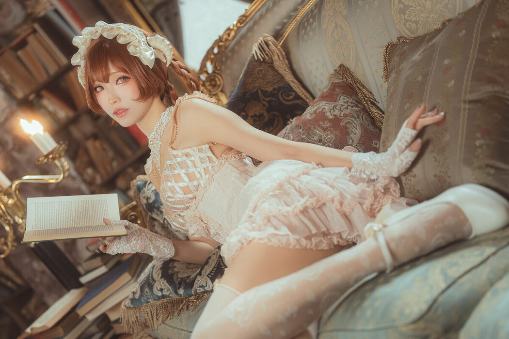 Coser@Ely_eee ElyEE子 – Book Witch 書本魔女 (34P – 4V)