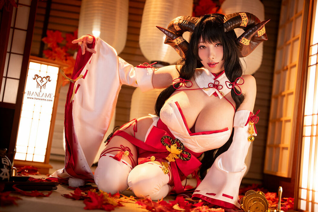 Coser@Hane Ame – Lustful Goat Miko 邪羊巫女写真书 (89P)