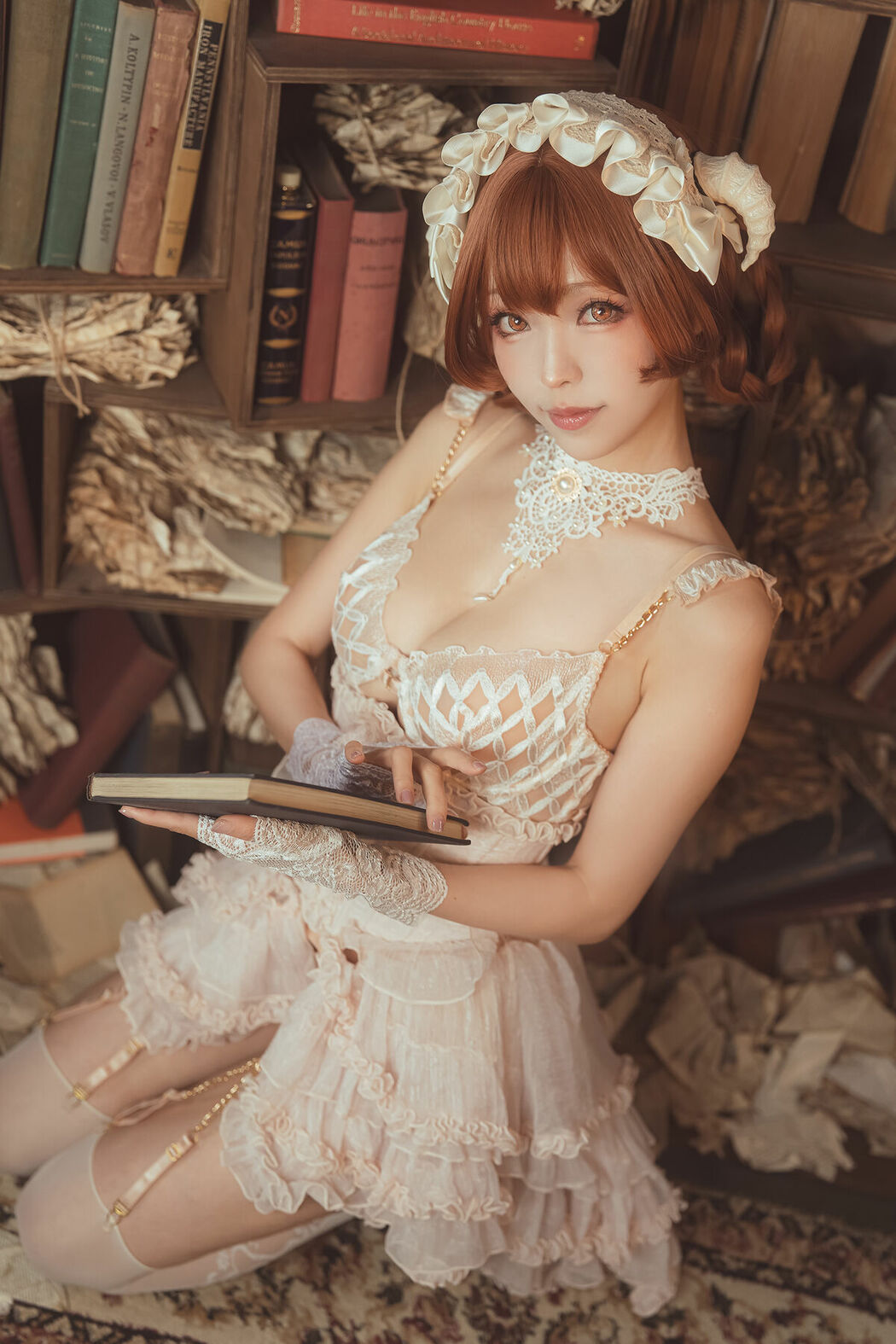 Coser@Ely_eee ElyEE子 – Book Witch 書本魔女 (34P – 4V)