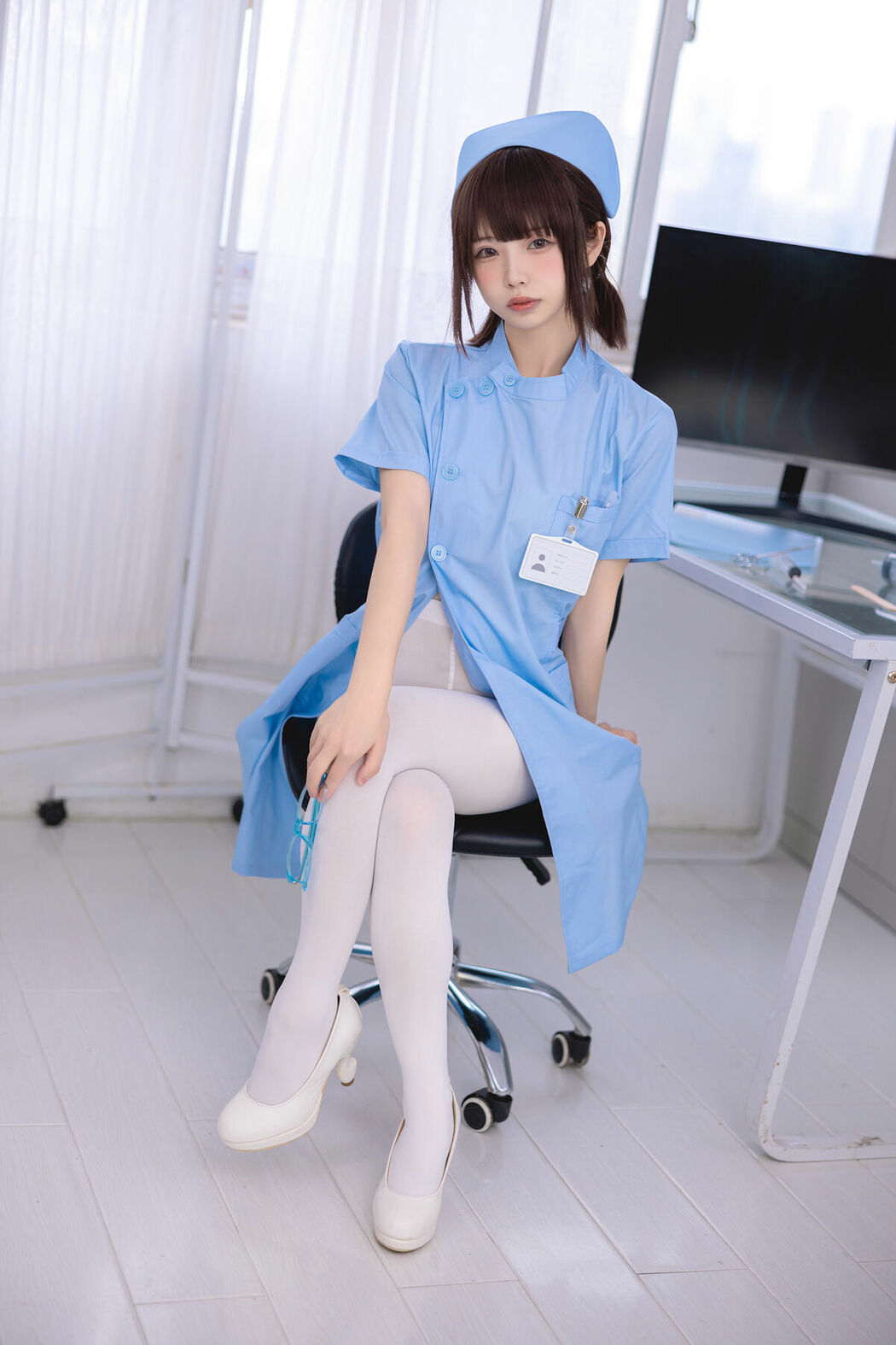 Coser@十万珍吱伏特 – 香川澪 护理实习生 Part03 (52P)