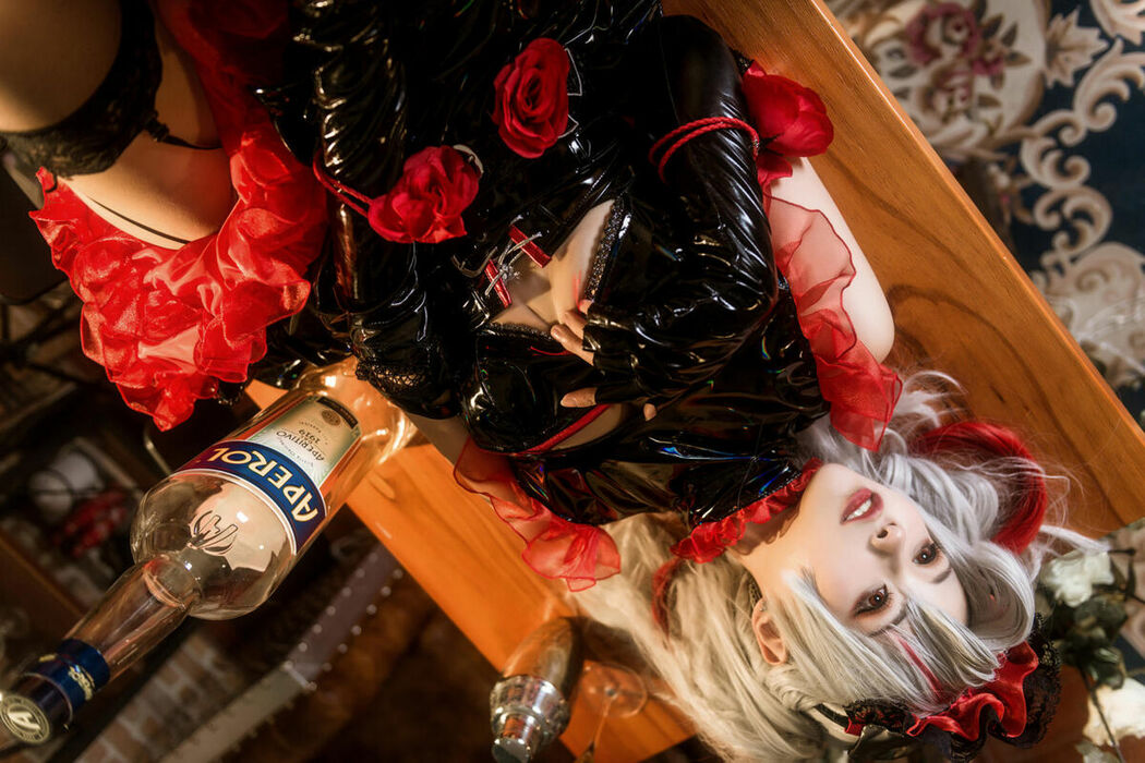 Coser@Momoko葵葵 – 碧蓝航线 阿尔达伯特亲王 (22P)