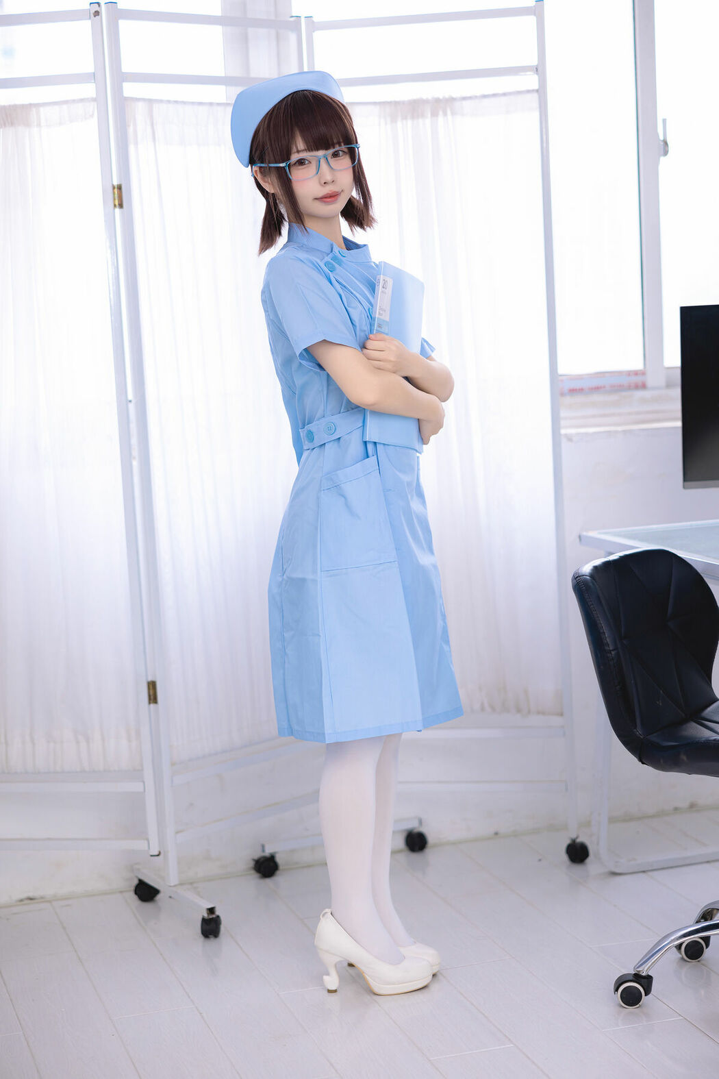 Coser@十万珍吱伏特 – 香川澪 护理实习生 Part02 (53P)