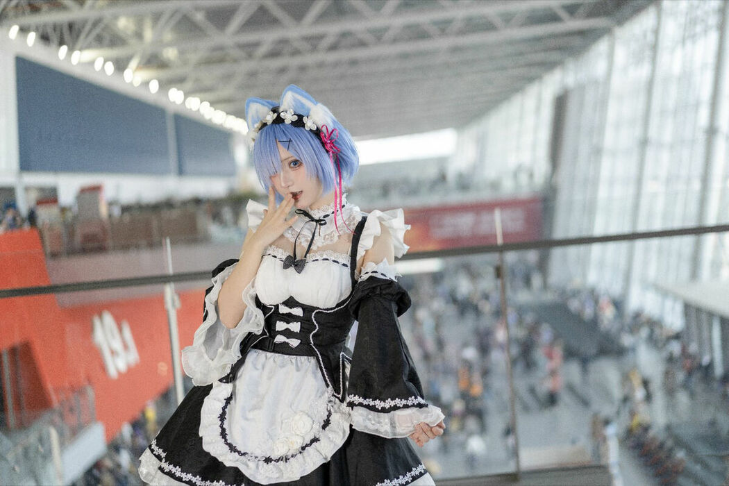 Coser@花柒Hana – 萤火虫动漫嘉年华 猫猫蕾姆 Part01 (55P)