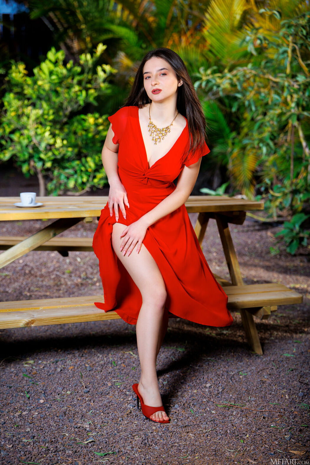 MetArt Chloe Moss – Brilliant Color Part01 (61P)