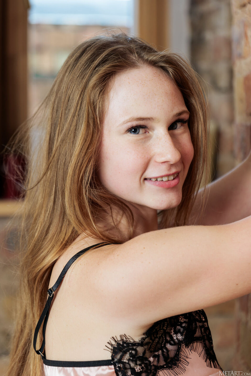 MetArt Zuzanna – Pink And Silky Part01 (65P)