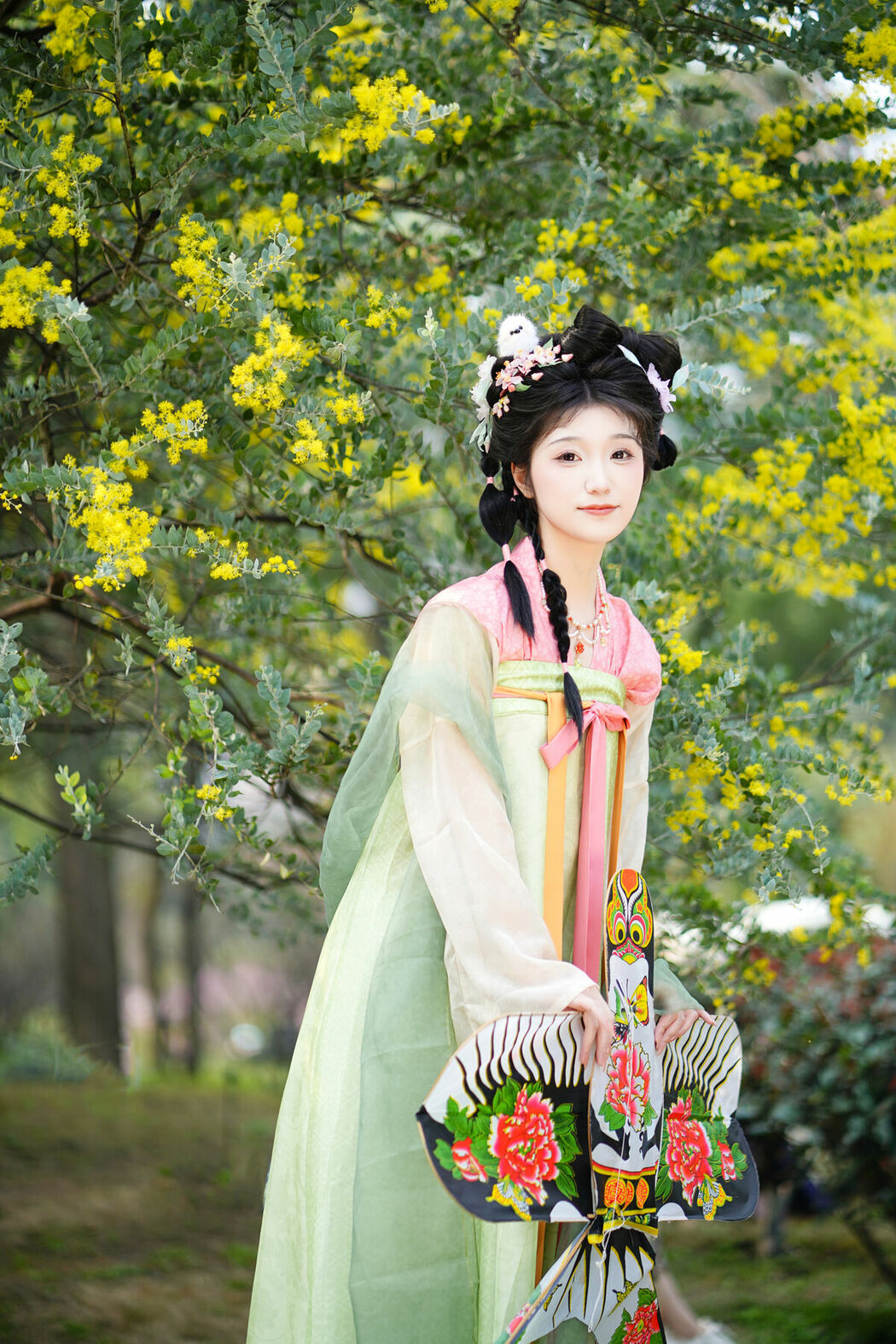 YiTuYu艺图语 Vol.8737 Zi Yu He Dian Tian De Ya (23P)