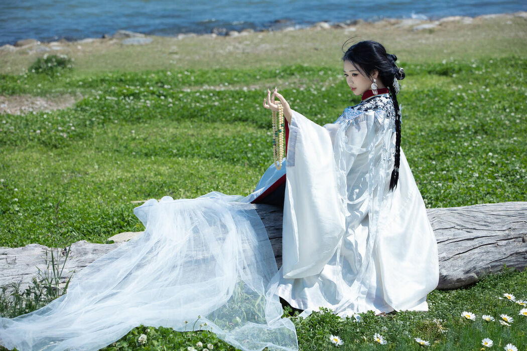 YiTuYu艺图语 Vol.8722 Wan Jiang Ting (38P)