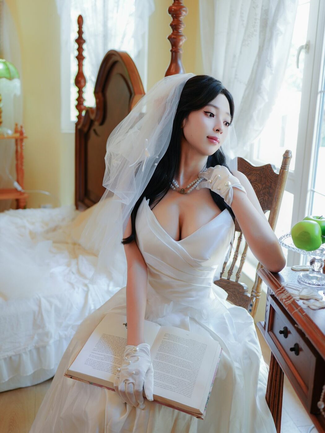 XiuRen秀人网 Uncensored Zhu Zhu Molly 朱朱molly – R18 秀人网模特 新人首秀 洁白婚纱 (83P)