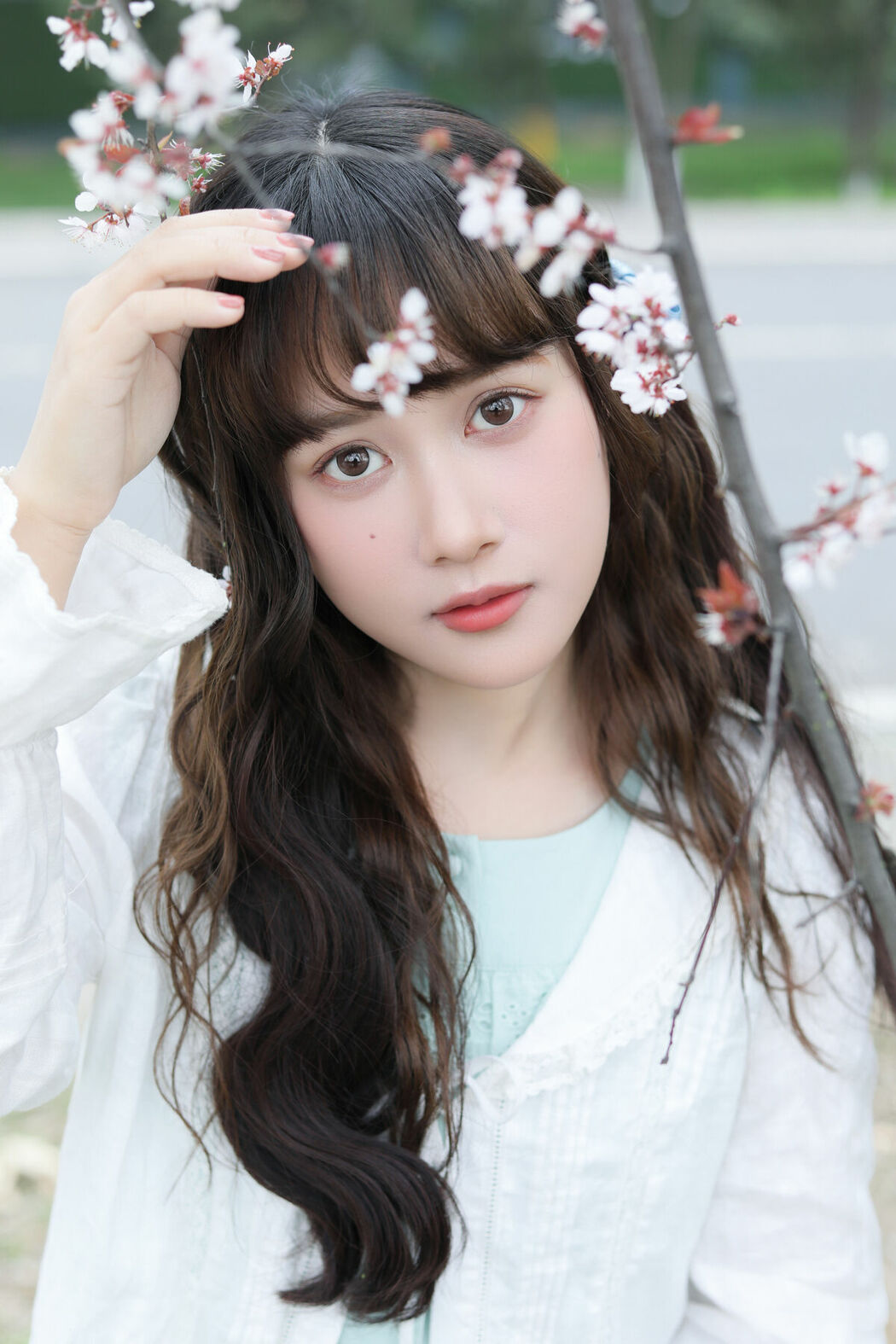 YiTuYu艺图语 Vol.8721 Yi Ke Chong Ya (37P)