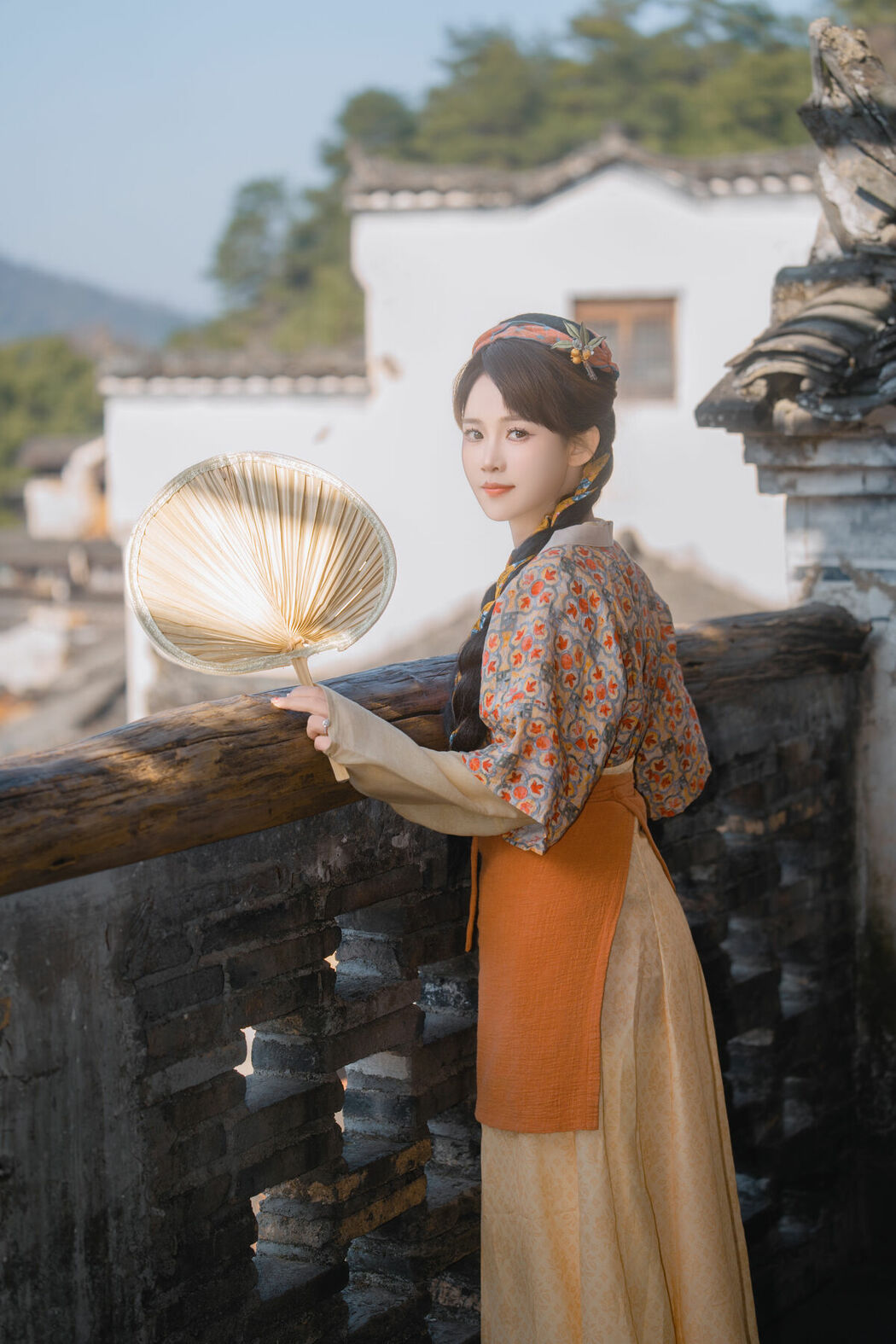 YiTuYu艺图语 Vol.8735 Zhang Yan Hong (16P)