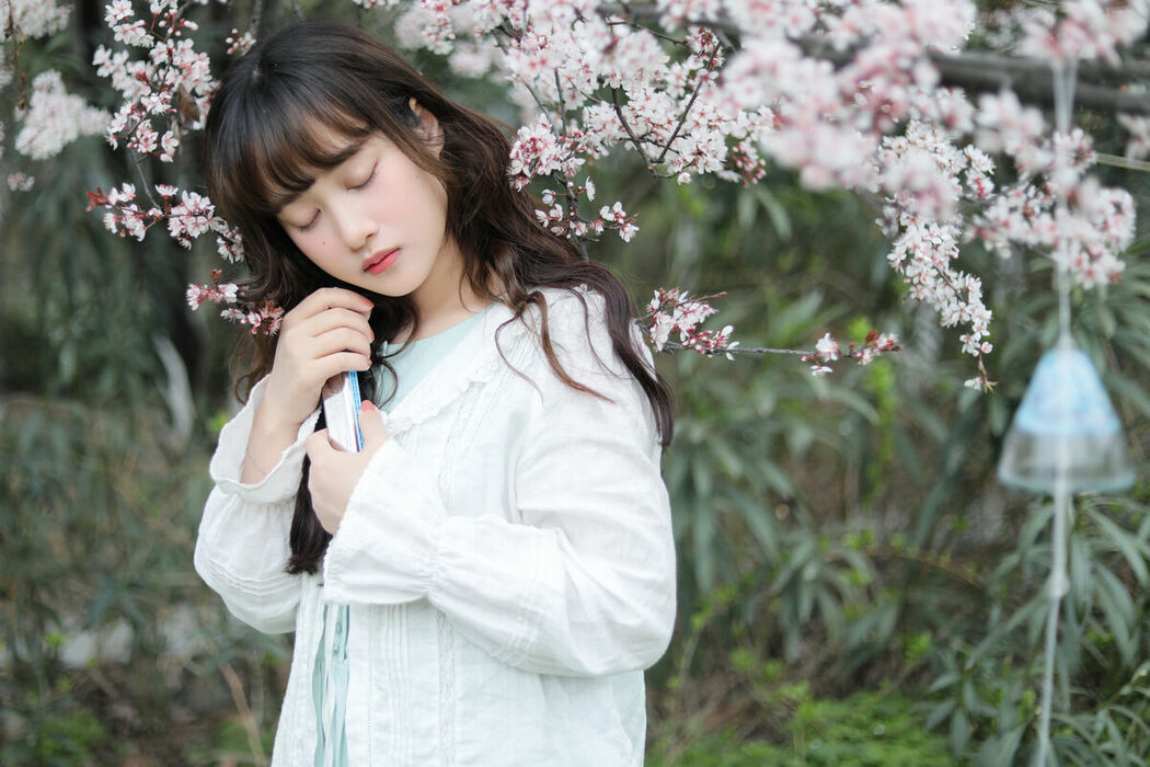 YiTuYu艺图语 Vol.8721 Yi Ke Chong Ya (37P)