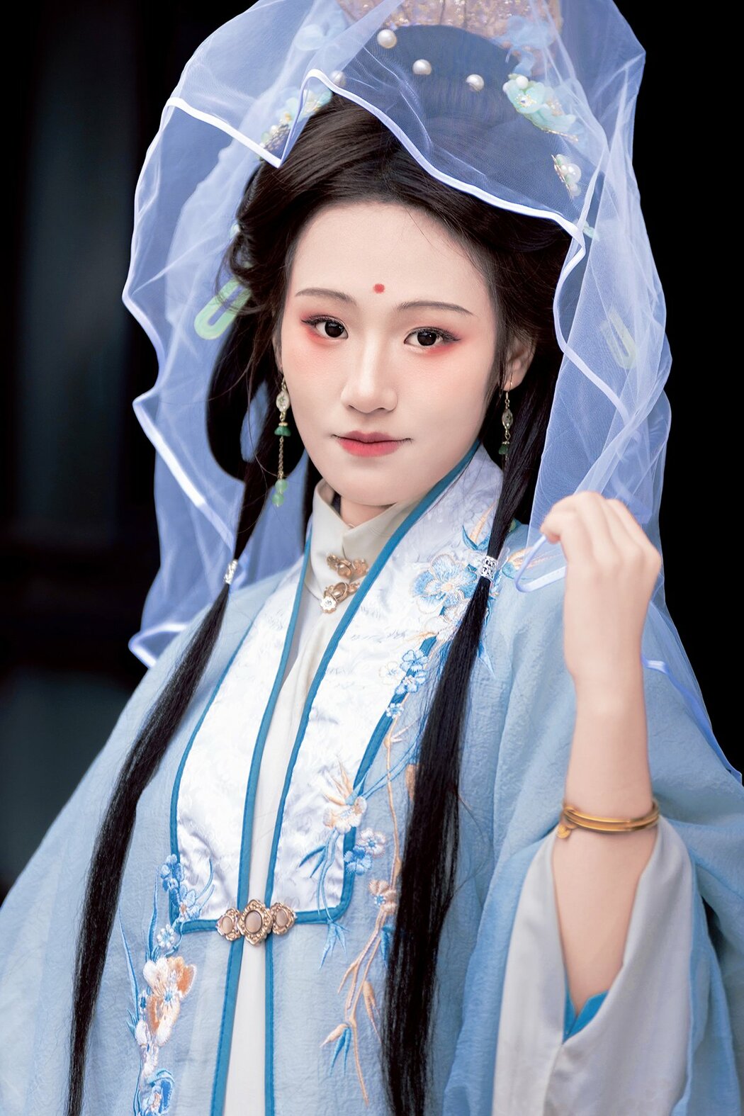 YiTuYu艺图语 Vol.8727 Xiao Hong (28P) Cover Photo