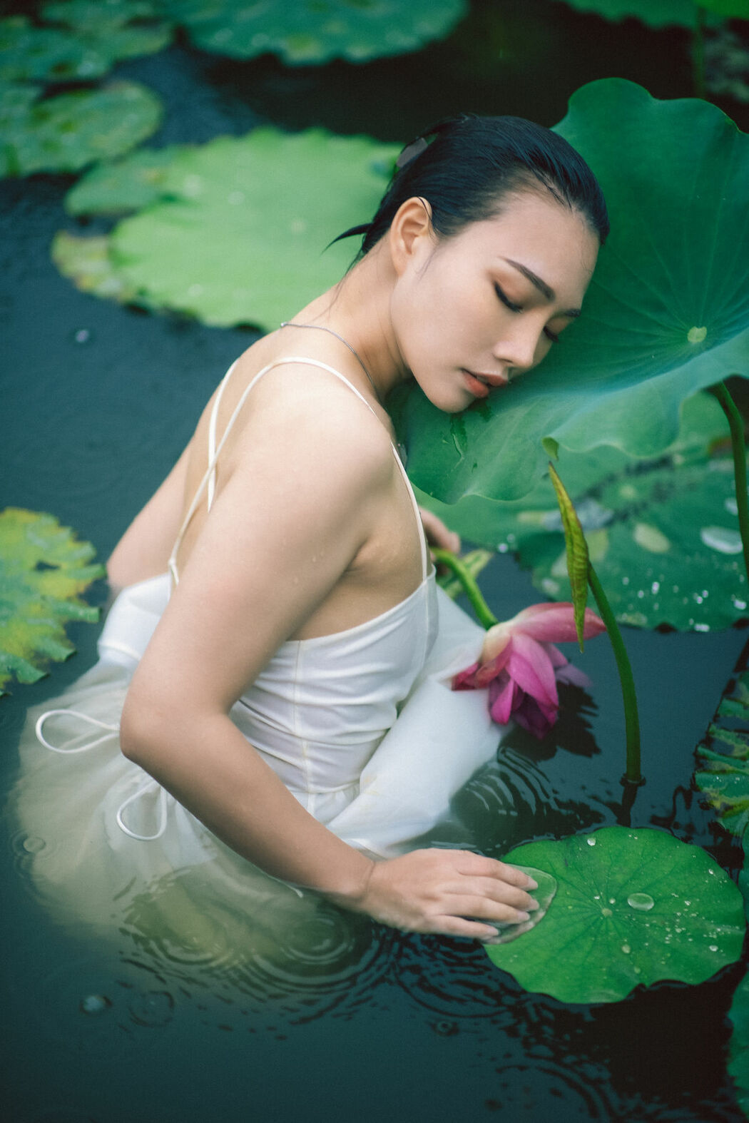 YiTuYu艺图语 Vol.8733 Ju Zi (28P)