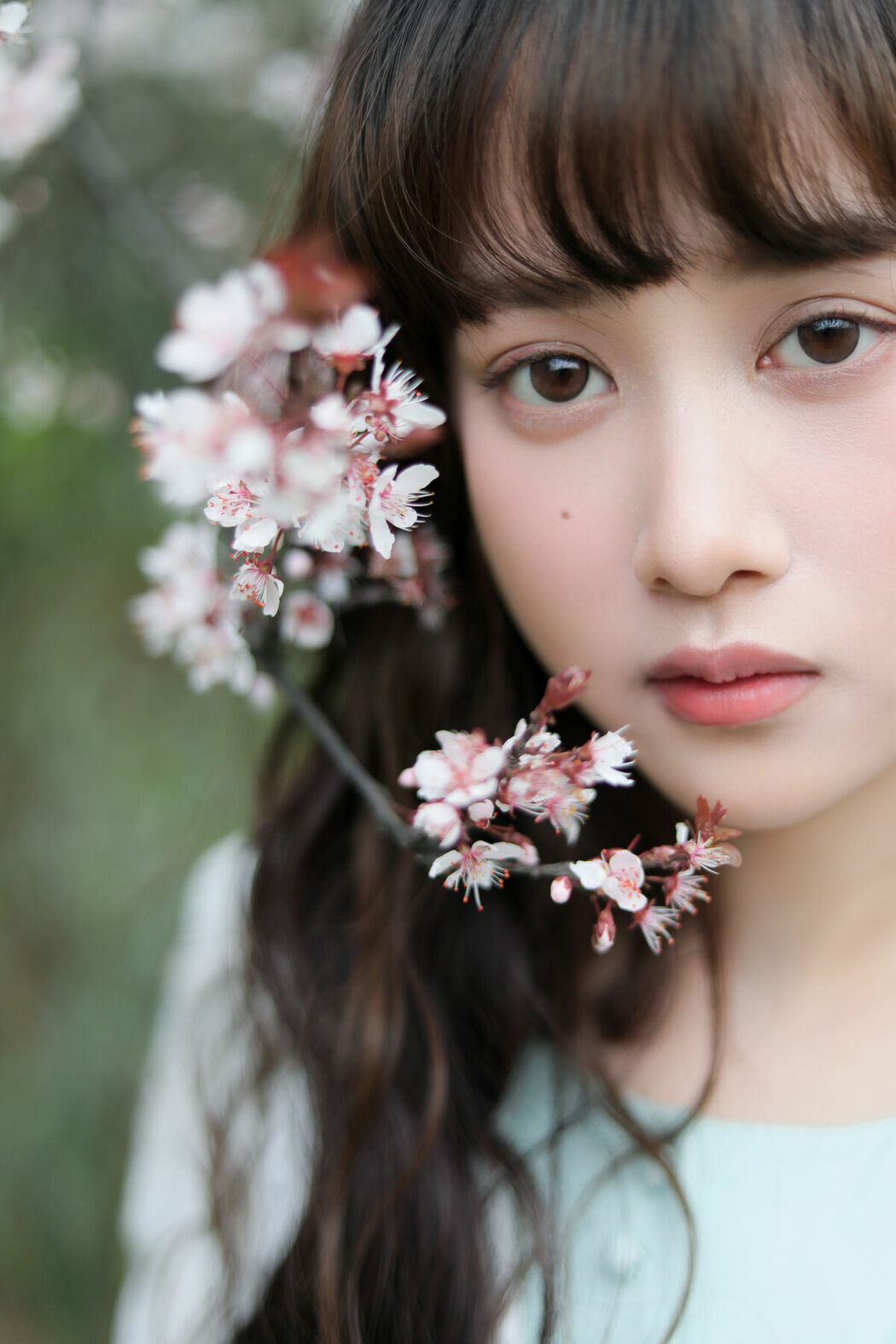 YiTuYu艺图语 Vol.8721 Yi Ke Chong Ya (37P)