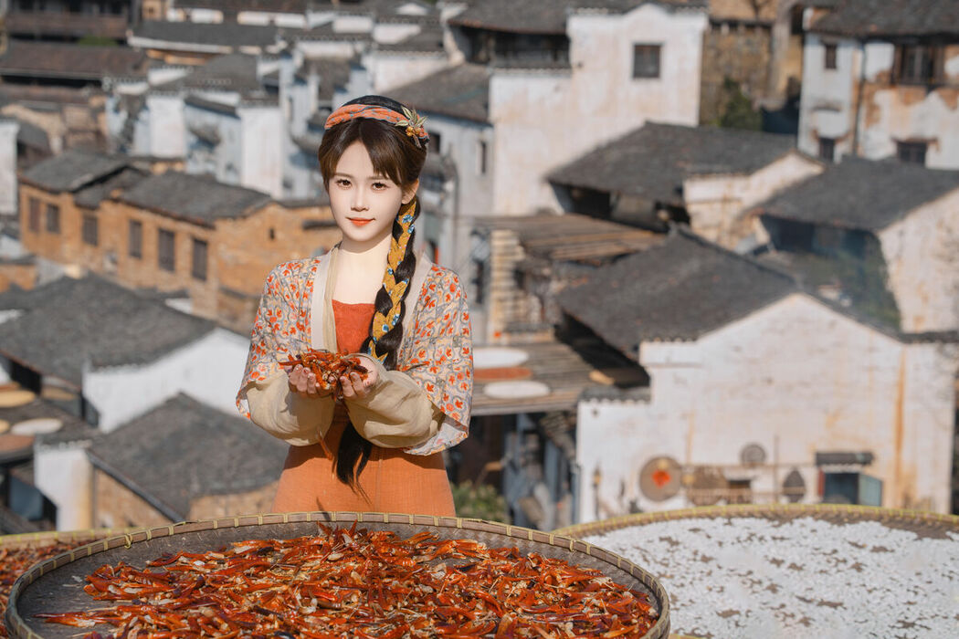 YiTuYu艺图语 Vol.8735 Zhang Yan Hong (16P)