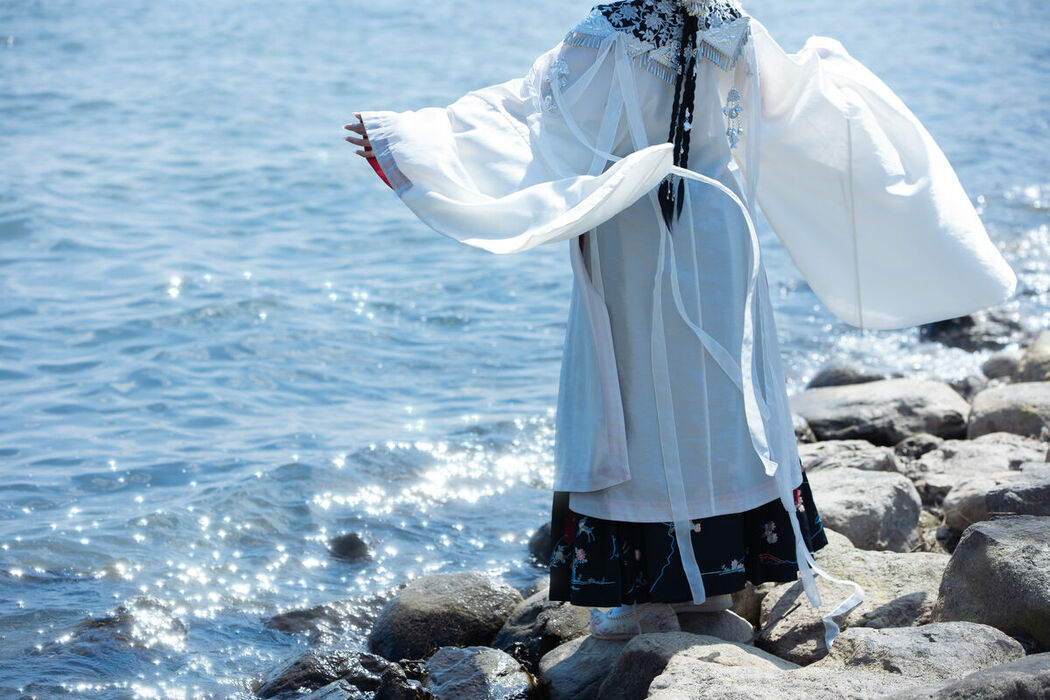 YiTuYu艺图语 Vol.8722 Wan Jiang Ting (38P)