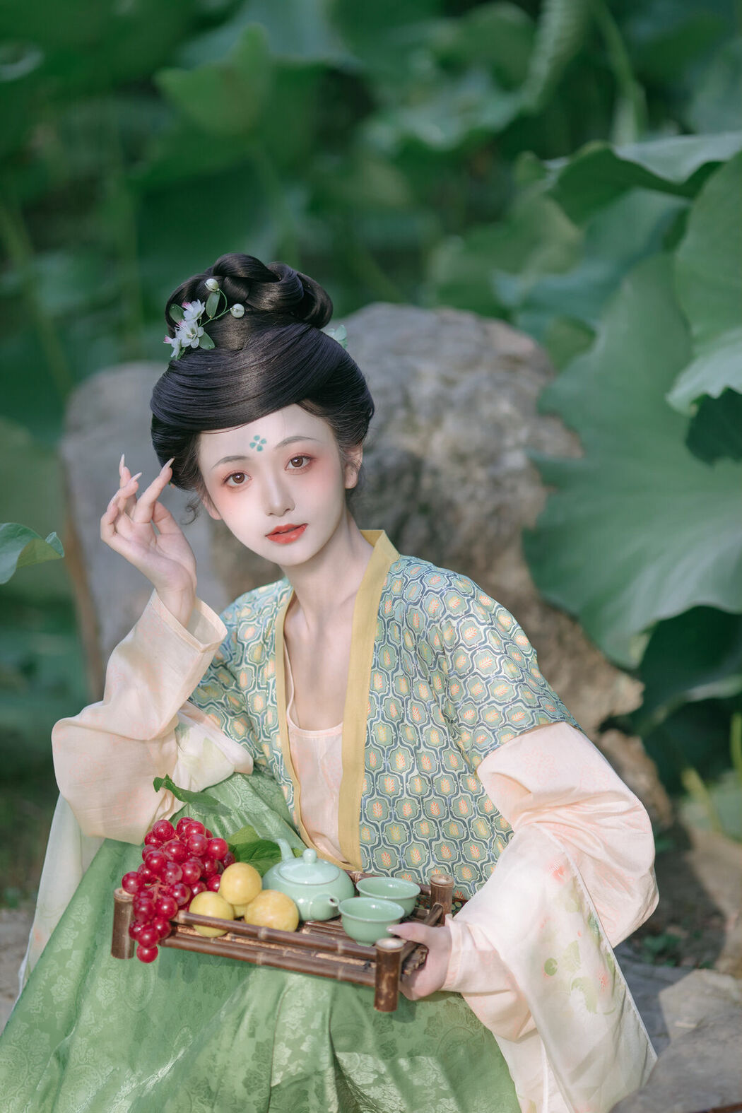 YiTuYu艺图语 Vol.8730 Chi Yan Zai Zhe Li (23P)