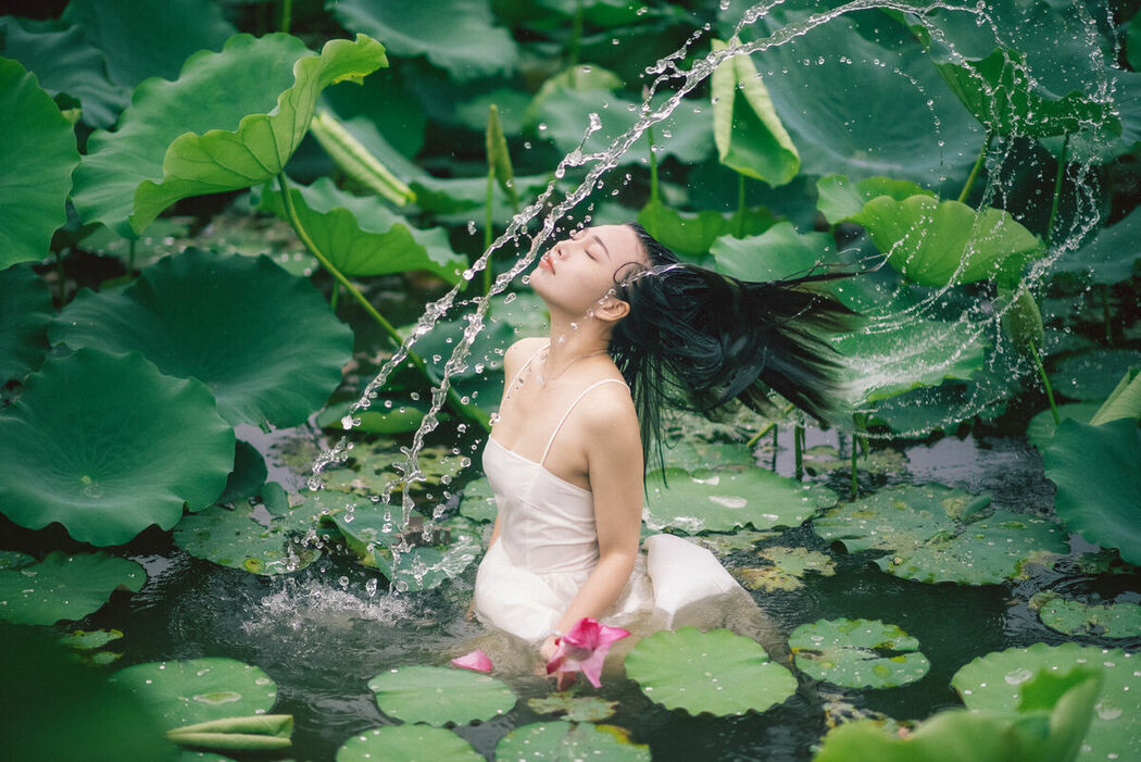 YiTuYu艺图语 Vol.8733 Ju Zi (28P)