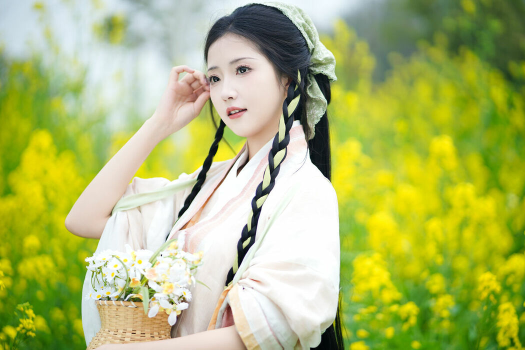 YiTuYu艺图语 Vol.8720 Tu Ya W (23P)