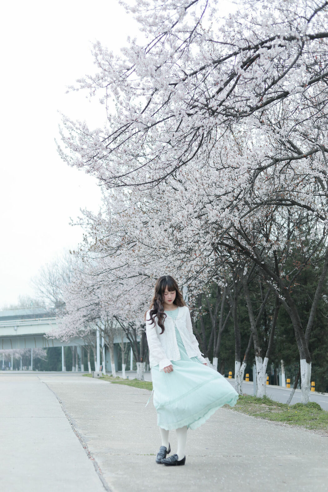 YiTuYu艺图语 Vol.8721 Yi Ke Chong Ya (37P)