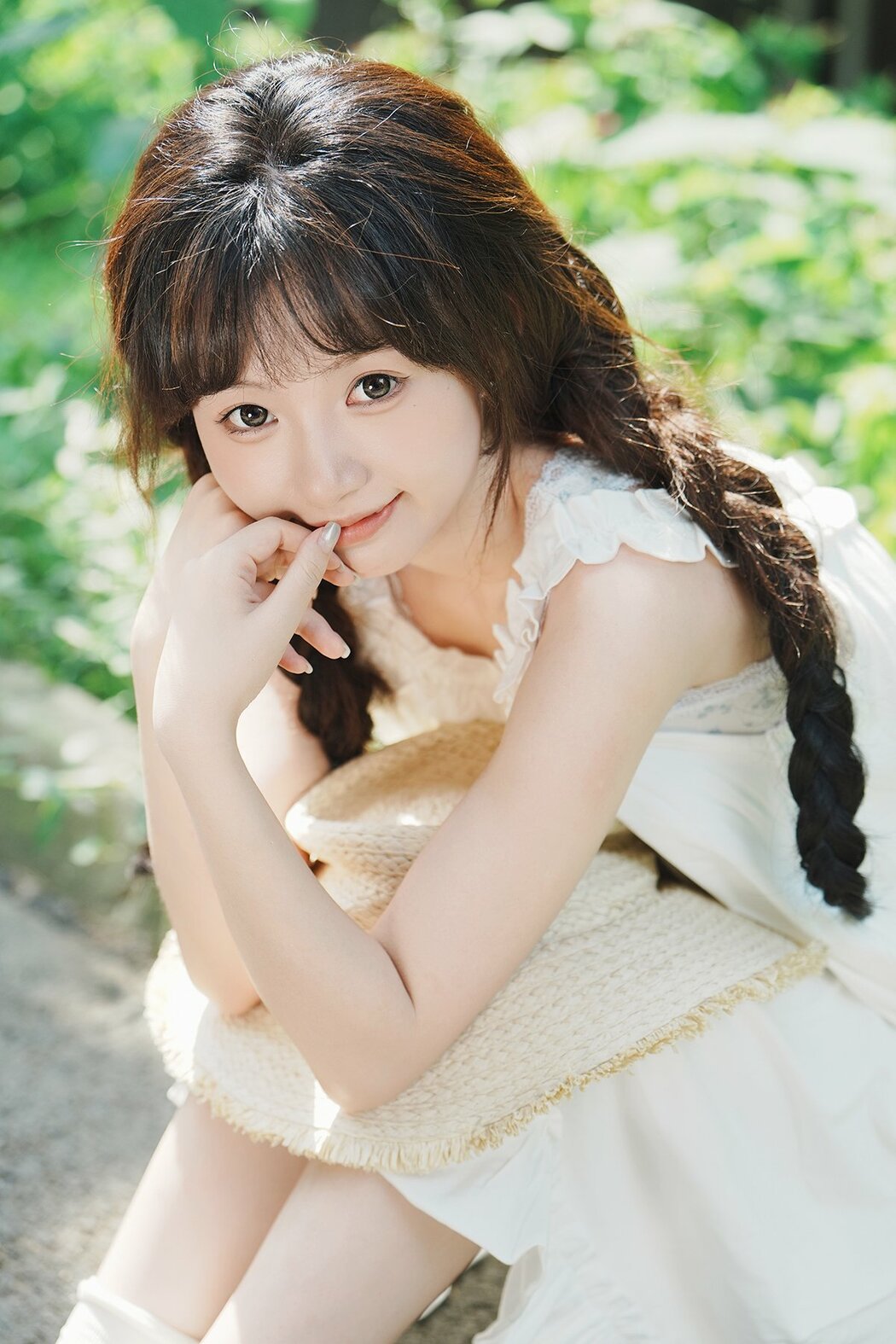 YiTuYu艺图语 Vol.8726 Qi E Luo Bo Guai (24P) Cover Photo