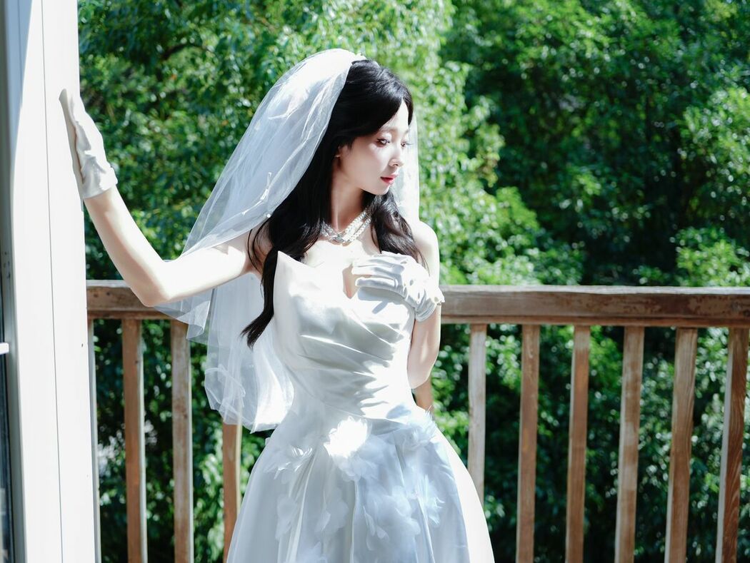 XiuRen秀人网 Uncensored Zhu Zhu Molly 朱朱molly – R18 秀人网模特 新人首秀 洁白婚纱 (83P)