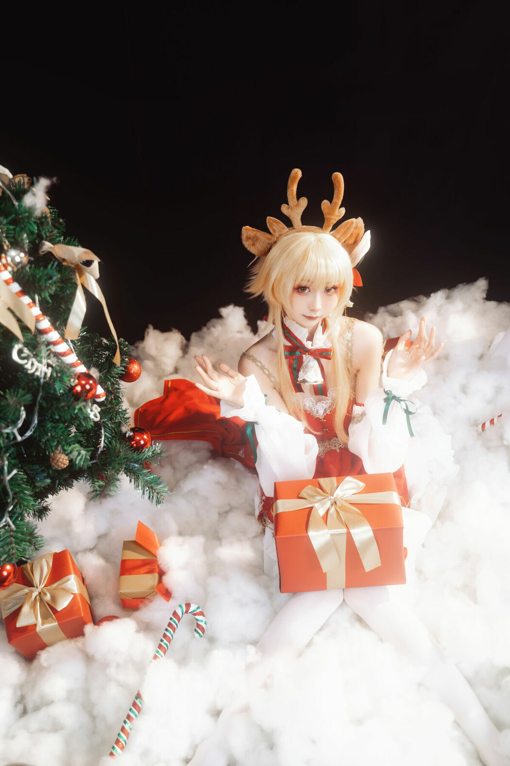 Coser@爆机少女喵小吉 Nekokoyoshi & 金鱼kinngyo – 圣诞特辑