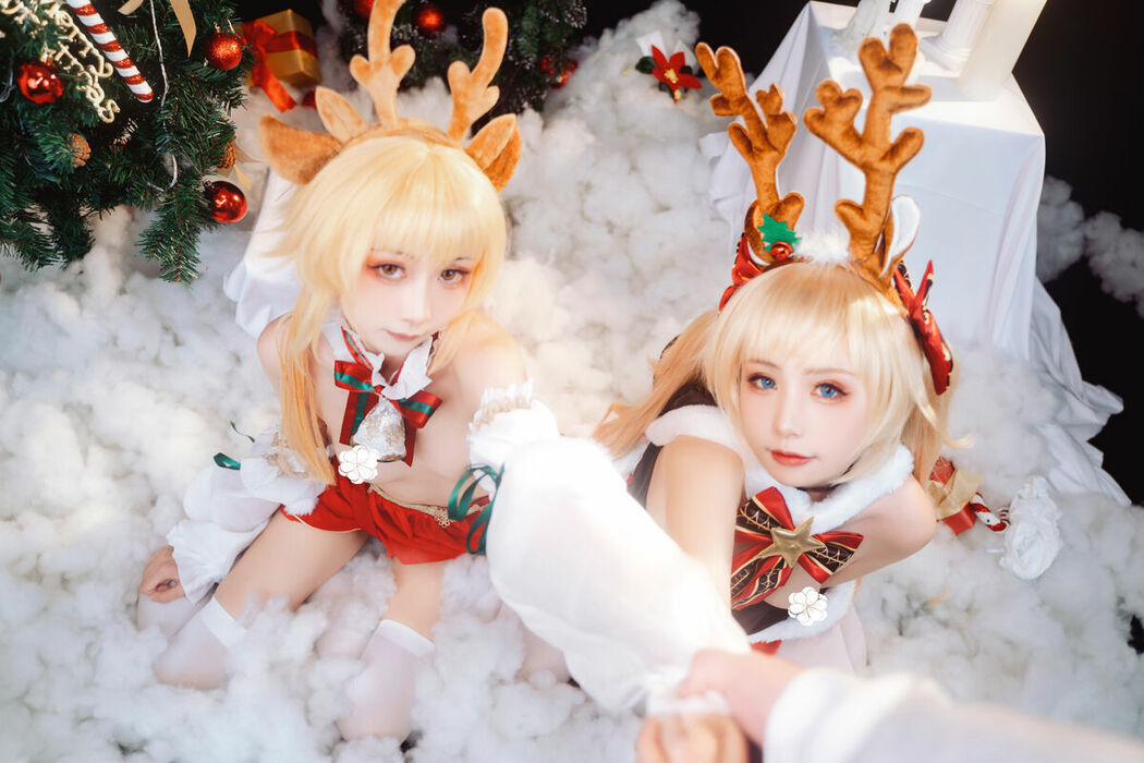 Coser@爆机少女喵小吉 Nekokoyoshi & 金鱼kinngyo – 圣诞特辑