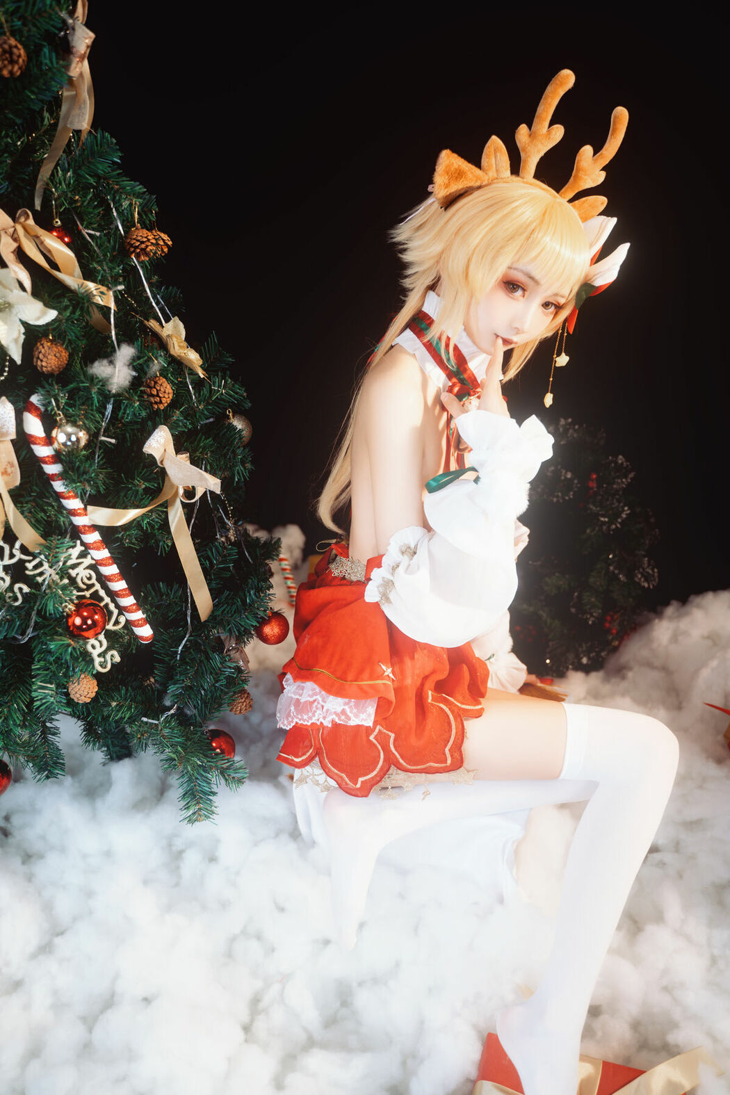 Coser@爆机少女喵小吉 Nekokoyoshi & 金鱼kinngyo – 圣诞特辑