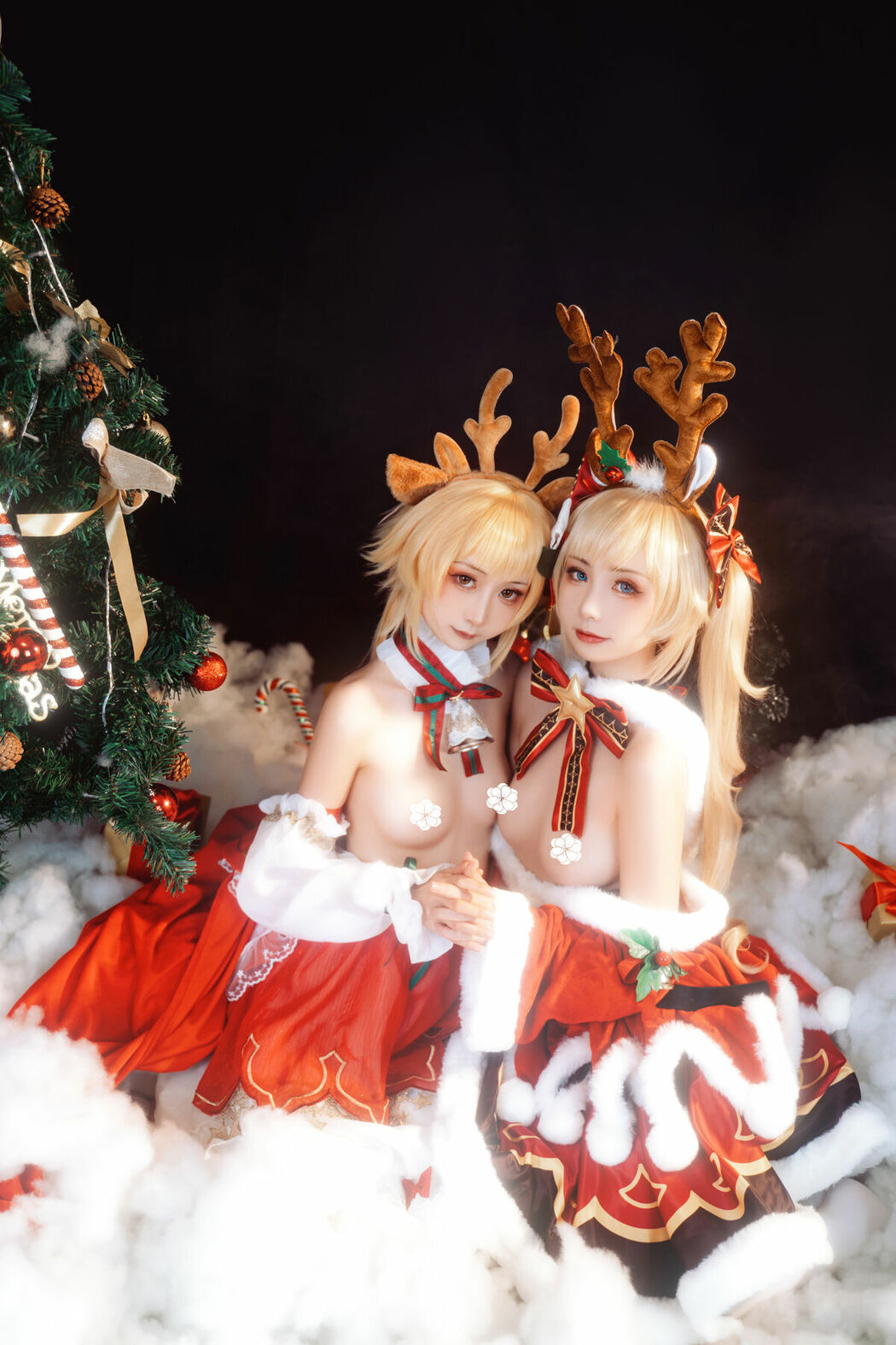 Coser@爆机少女喵小吉 Nekokoyoshi & 金鱼kinngyo – 圣诞特辑