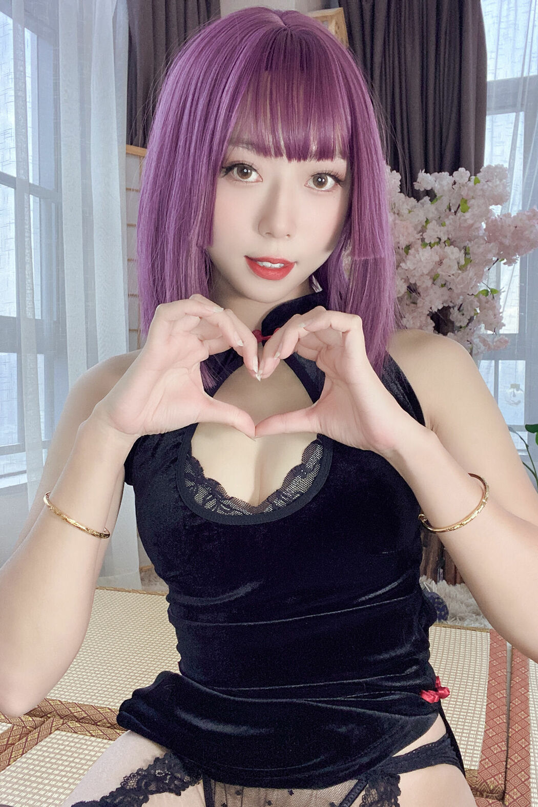 Coser@Money冷冷 – 高叉旗袍蕾丝裙 Part02 (54P) Cover Photo